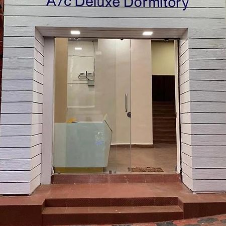 City Stay Ac Deluxe Hostel Маргао Экстерьер фото